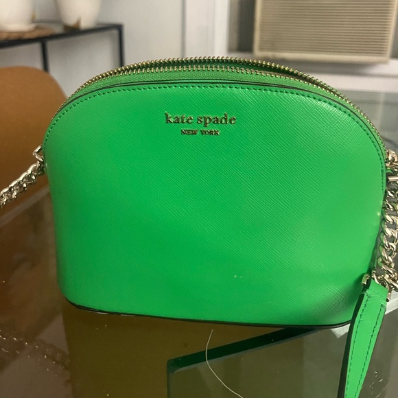 SOLD ON FB Green Kate spade crossbody bag - Picture 2 of 7